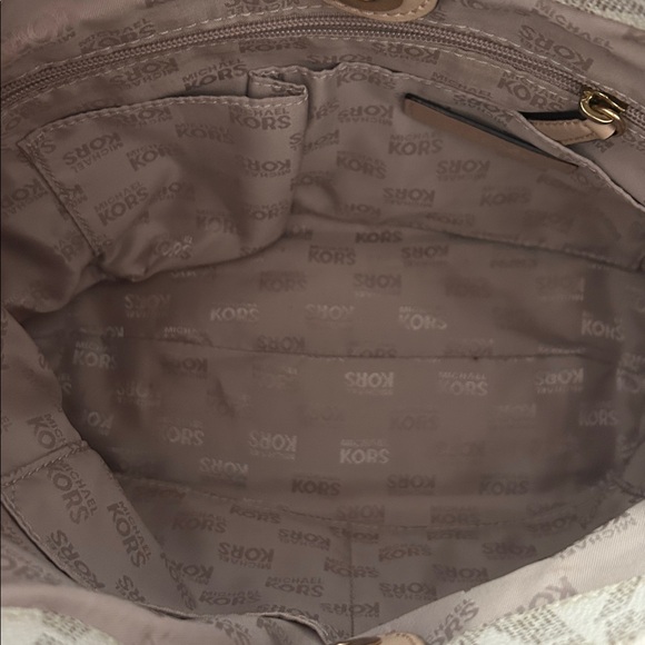 Michael Kors Shoulder Bag - Picture 4 of 5